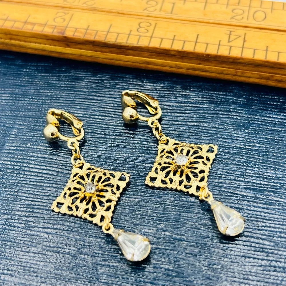 Vintage gold filigree clip on dangles simple drops rhinestones